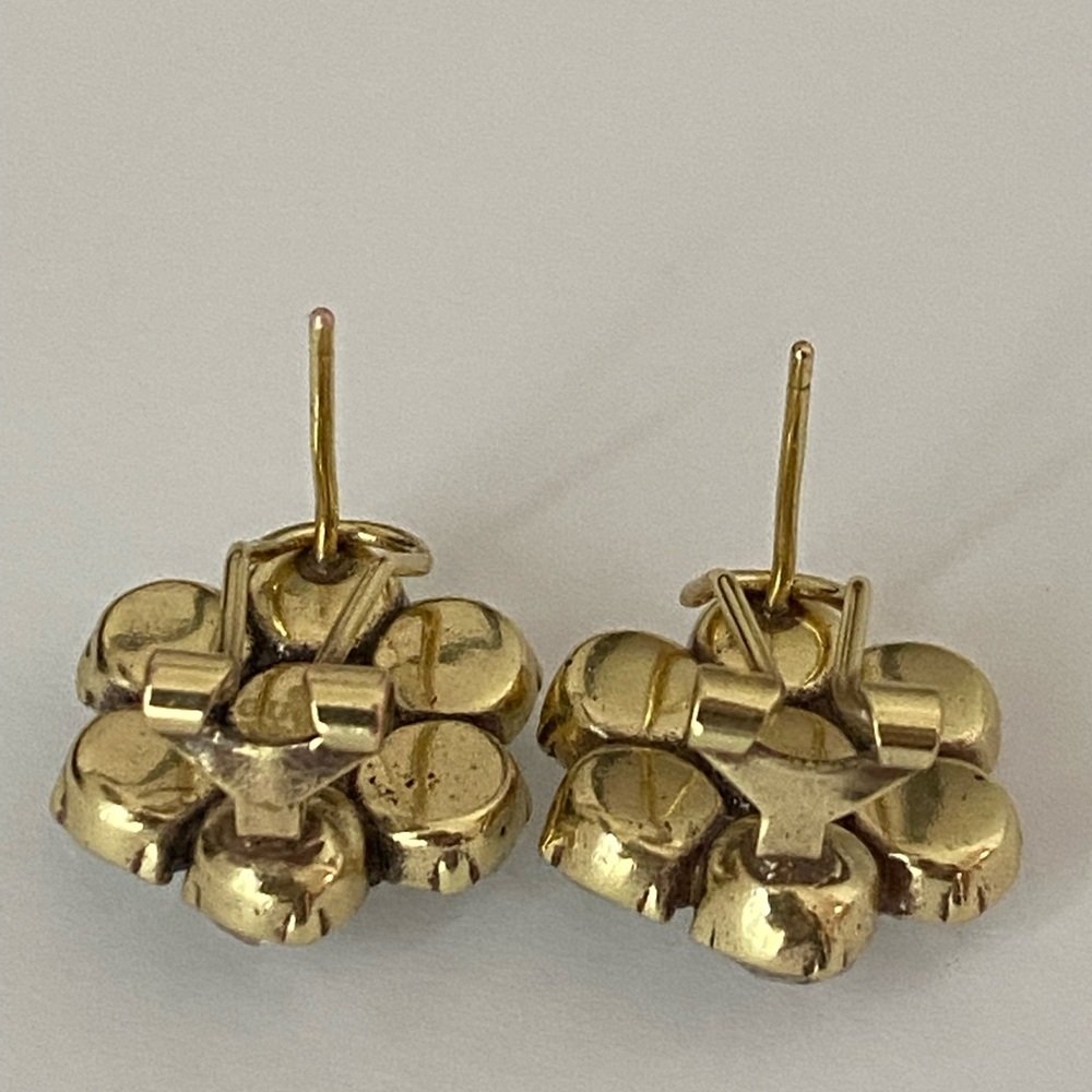 Gucci stunning crystal flower stud earrings. - Picture 7 of 11